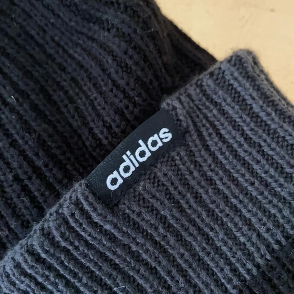 NWT Adidas Beanie Hat Black Grey
